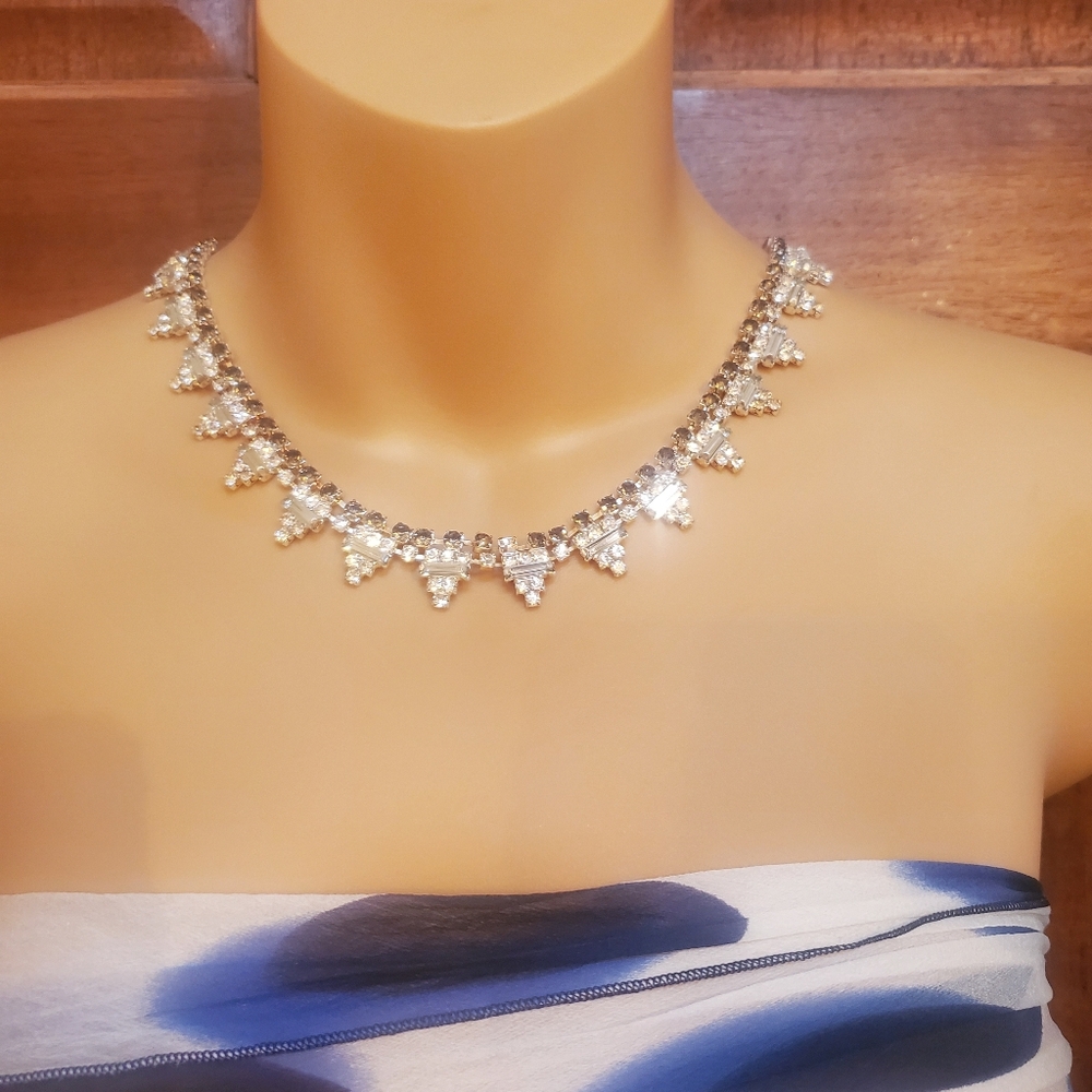 VINTAGE art deco necklace